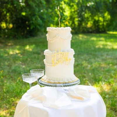 Aplique Frente de Bolo Happy Birthday Dourado