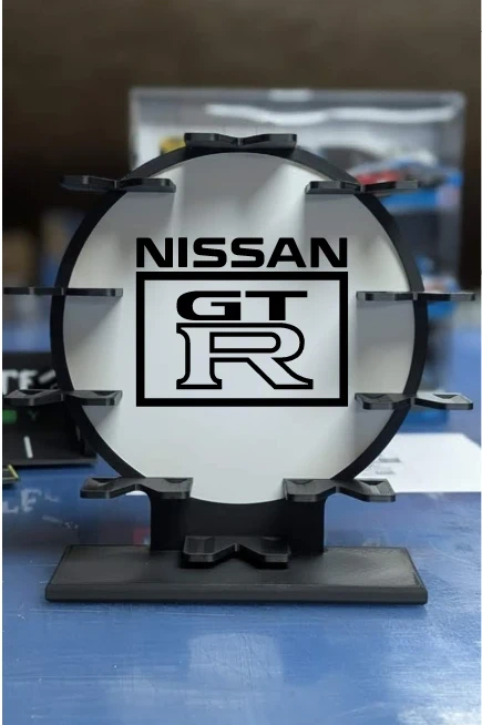 Suporte em acrílico com logótipo NISSAN GT-R em preto e branco