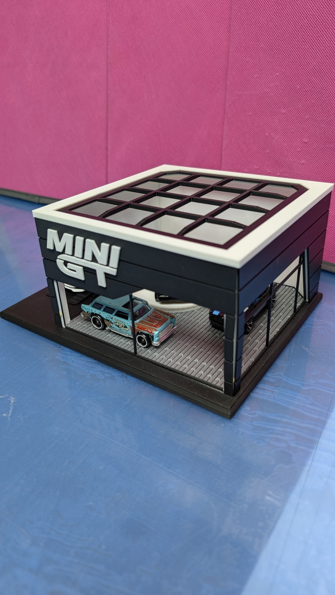 Miniatura de garagem para carrinhos de metal MINI GT