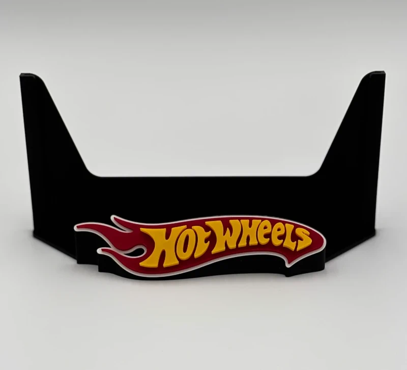 Separador preto com logótipo Hot Wheels vermelho e amarelo