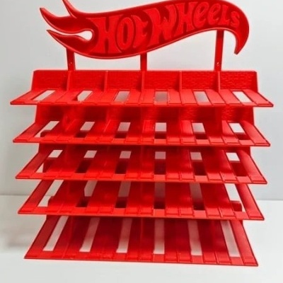 Expositor vermelho HOT WHEELS para miniaturas de carros em cinco prateleiras