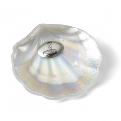 Prato em forma de concha perolada com imã redondo de âncora