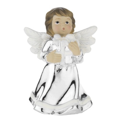 Figurinha de anjo prateado com asas brancas e cabelo castanho