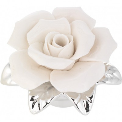 Flor decorativa branca em cerâmica com base prateada em folhas