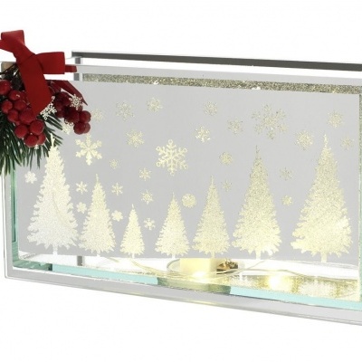 Lanterna decorativa de vidro com padrões natalícios e enfeites naturais