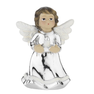 Estatueta prateada de anjo com asas brancas segurando vela