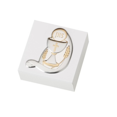 Caixa branca com decoração prateada e dourada de cálice e hóstia JHS