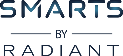 Logótipo SMARTS BY RADIANT em azul escuro sobre fundo branco
