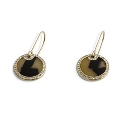 Brincos redondos dourados com centro preto e pedras decorativas