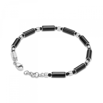 Pulseira com contas cilíndricas pretas e fecho prateado