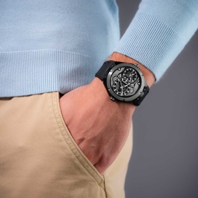 Relógio de pulso POLICE preto com pulseira em silicone