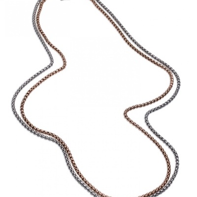 Colar duplo com correntes prateadas e cobre com fecho magnético