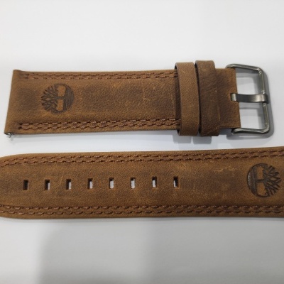 Correia de relógio em couro castanho com fivela metálica e logótipo Timberland