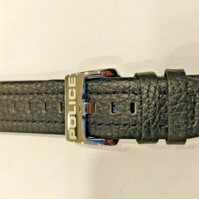 Cinta preta texturada com fivela prateada gravada POLICE