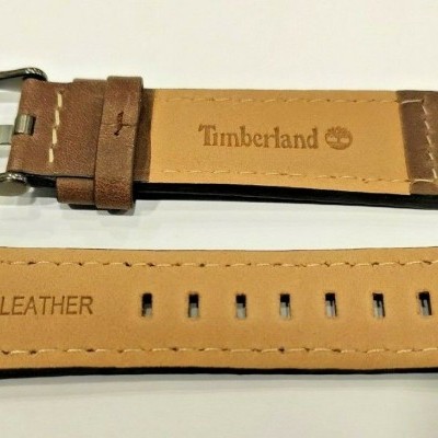 Pulseira de relógio em pele castanha com gravações e fecho metálico