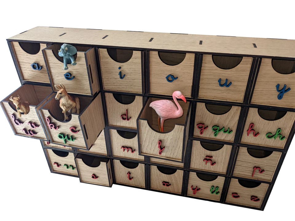 Caixa de Sons Montessori Organizador de madeira com 30 gavetas etiquetadas com alfabetos e figuras de animais