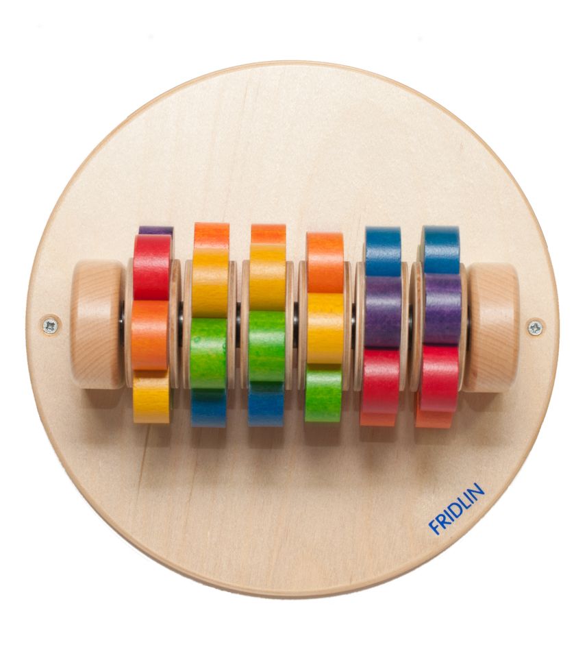 Rotating flowers Brinquedo de madeira redondo com rodas coloridas e marca FRIDLIN