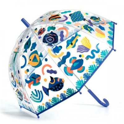 Guarda-chuva transparente com desenhos coloridos de peixes e elementos aquáticos