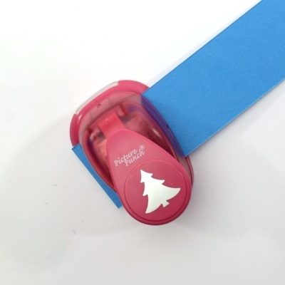 ferramenta de recorte decorativo rosada com desenho de árvore de Natal