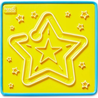 Molde amarelo para formas de estrelas com bordas azuis