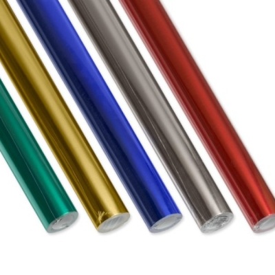 Rolos de papel autocolante metálico em várias cores