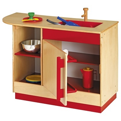 mini cozinha de brincar em madeira e vermelho com utensílios