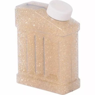 Frasco plástico transparente com tampa branca e bolinhas bege no interior