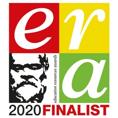 Logotipo dos education resources awards 2020 FINALIST com letras coloridas e rosto estilizado