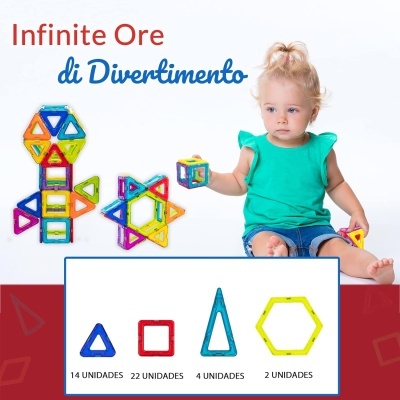 Peças magnéticas coloridas para construção com criança a brincar.