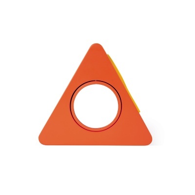 Produto triangular laranja com círculo central vazado