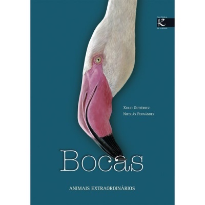 Capa de livro azul com boca de flamingo e texto sobre animais extraordinários