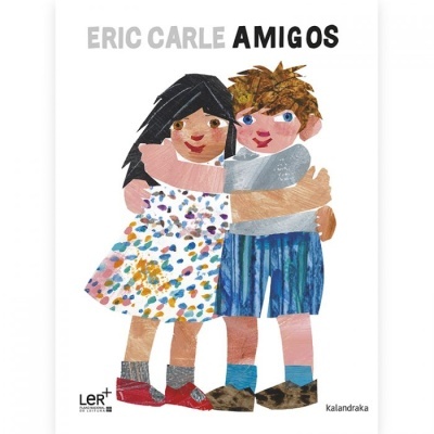 Capa de livro com ilustração de duas crianças a abraçarem-se