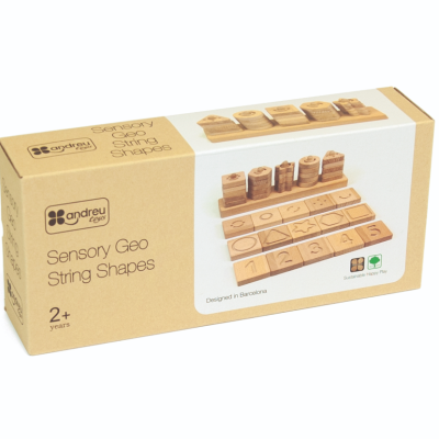 Conjunto educativo de madeira Andreu Toys Sensory Geo String Shapes em embalagem de cartão