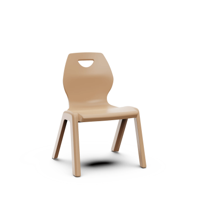 cadeira de criança bege em plástico com assento largo e pega no encosto