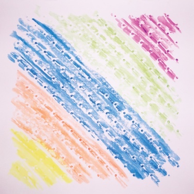 Faixas coloridas diagonais em cores pastel com pequenas gotas de água.