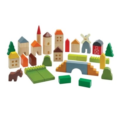 Blocos de construção em madeira variados e coloridos