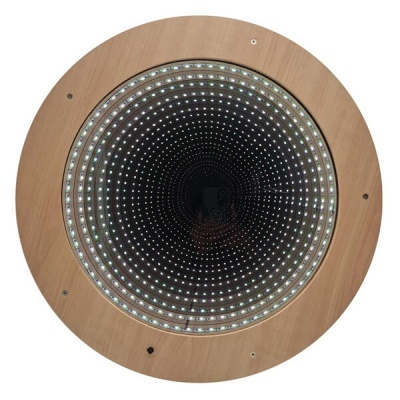 Espelho redondo com efeito túnel infinito e moldura de madeira clara