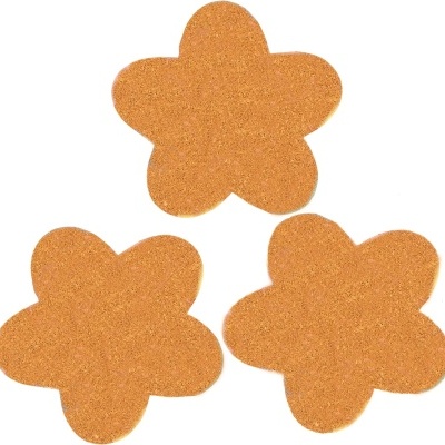 Bases de copos em cortiça em forma de flor castanha clara