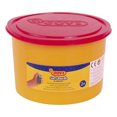 Pote amarelo com tampa vermelha e etiqueta azul e amarela de massa de modelar Soft Dough da Jovi