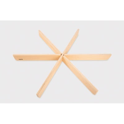 Suporte para tachos em madeira clara em forma de estrela