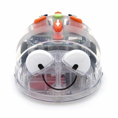 Robô educativo transparente com olhos e botões coloridos