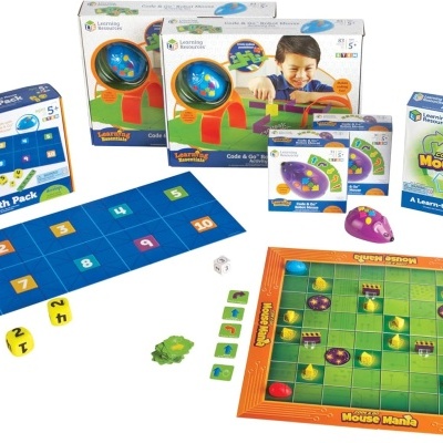 Jogos educativos Learning Resources com vários tabuleiros, caixas coloridas e dados