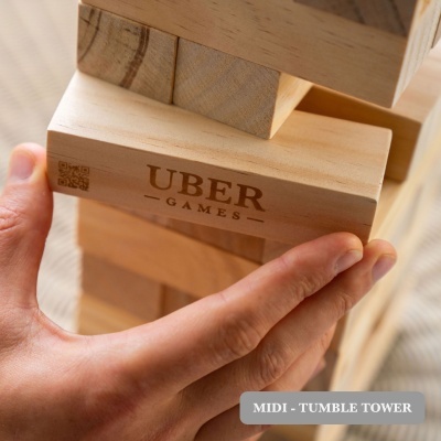 Bloco de madeira do jogo Uber Games para torre