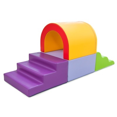 Estrutura modular de criança colorida com escadas, túnel e rampa em tecido.