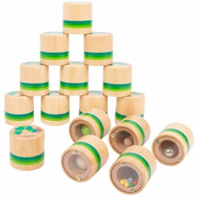 Cilindros de madeira com bolinhas coloridas no interior