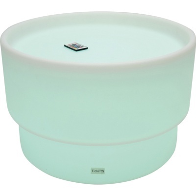 vaso de plantas cilíndrico verde-água de cerâmica com etiqueta TickiT