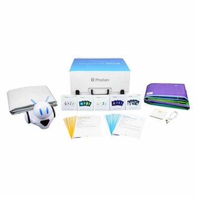 Kit educacional Photon com robô, cartas e tapetes coloridos