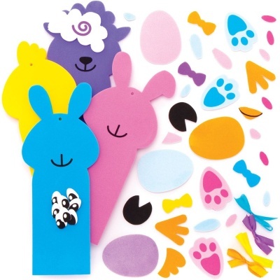 Recortes de EVA coloridos para artesanato em forma de animais e acessórios.