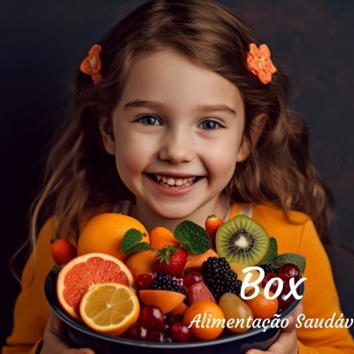 Criança com frutas frescas numa taça e texto Box Alimentação Saudável