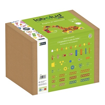 Caixa de jogo educativo Labolud em cartão castanho e verde com texto e peças coloridas